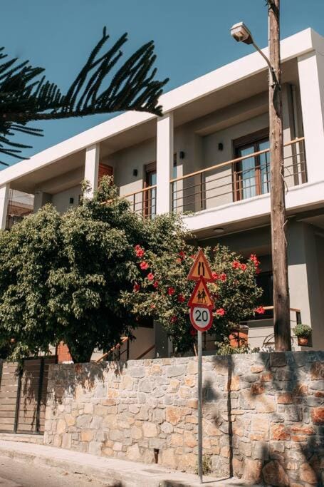Lux Studio near Center Apartment in Heraklion