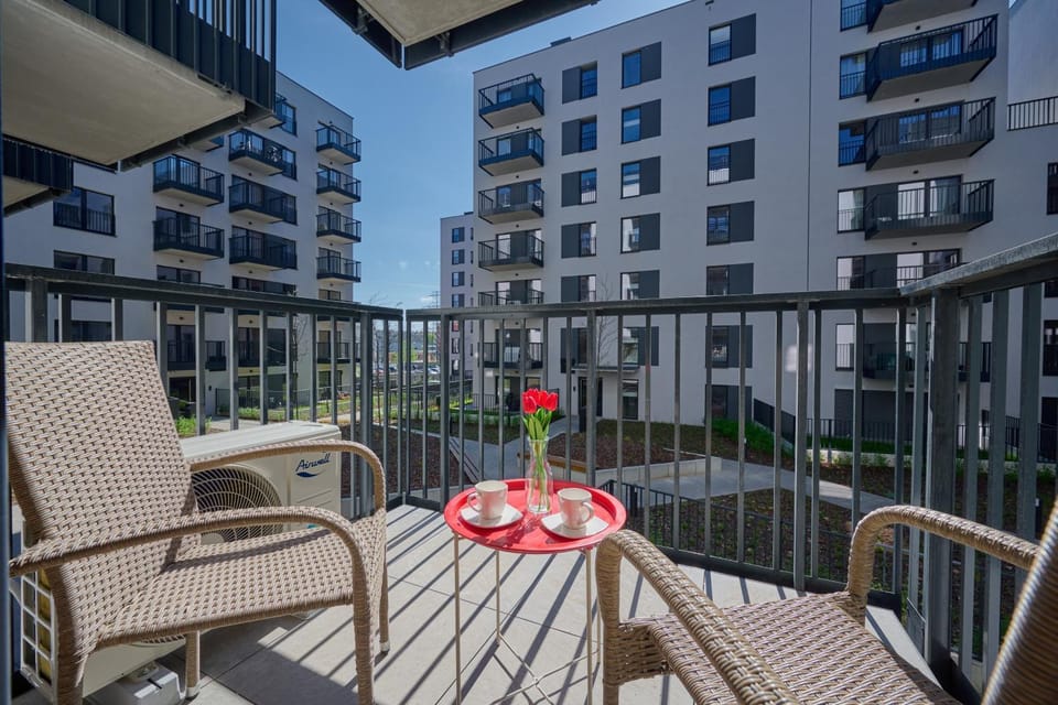 View (from property/room), Balcony/Terrace, Seating area