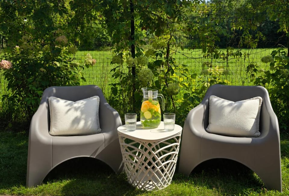 Garden, Balcony/Terrace, Seating area, Garden view