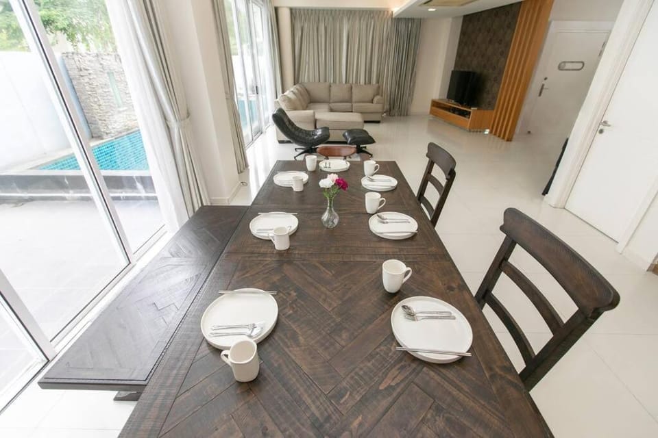 GeorgeTown PrivatePool Snooker 25Pax BBQ House in George Town