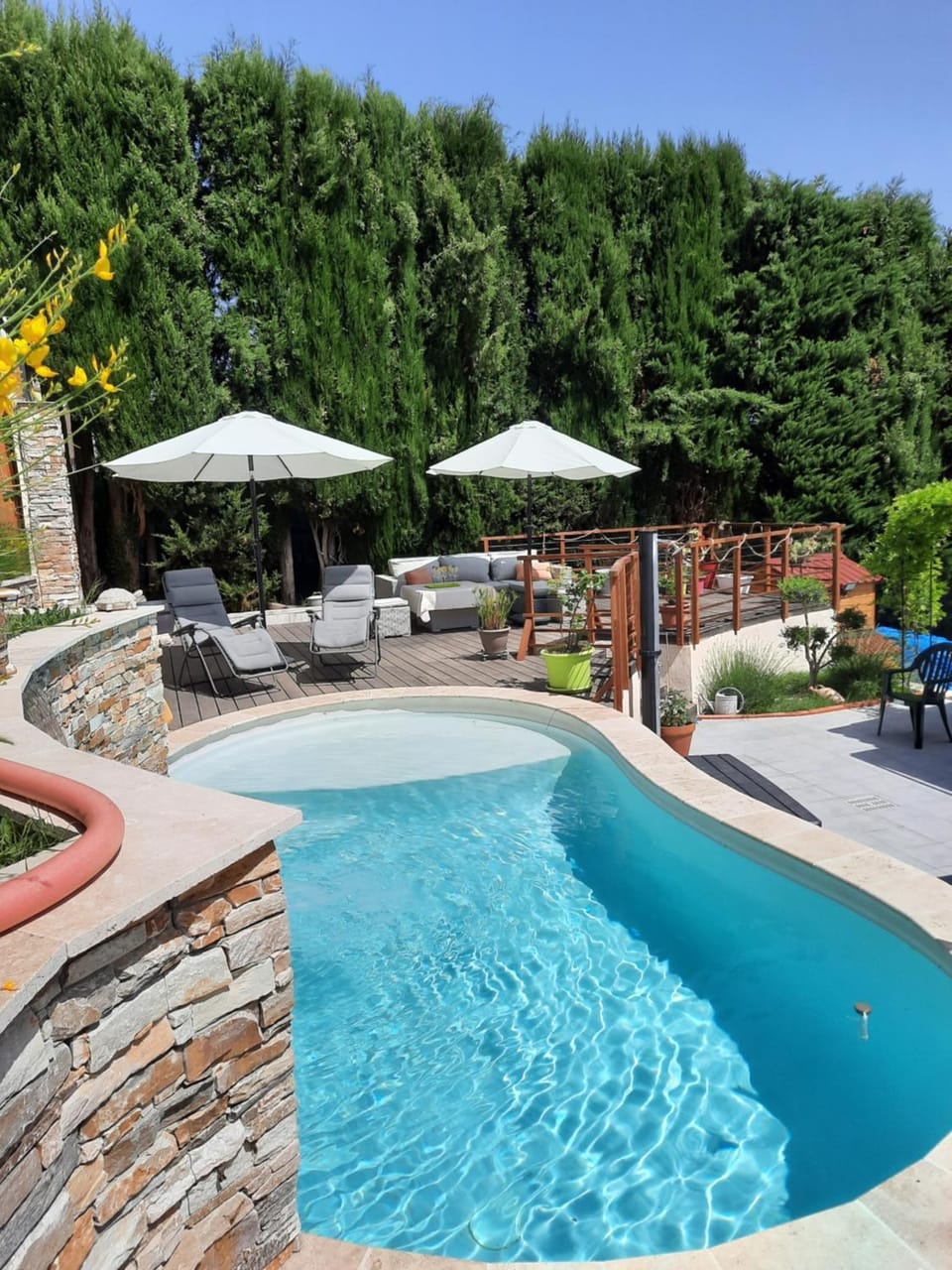 Patio, Pool view, Swimming pool, Swimming pool, sunbed