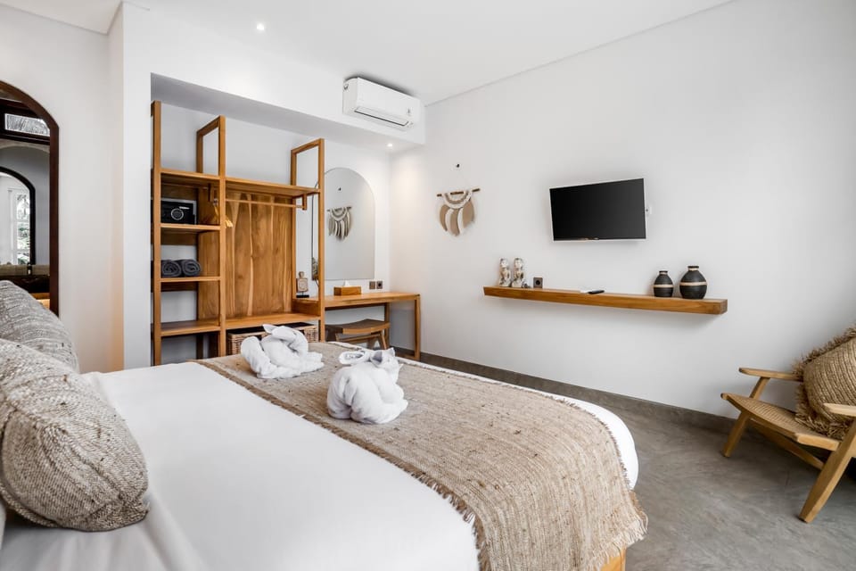 Bed, Bedroom, air conditioner