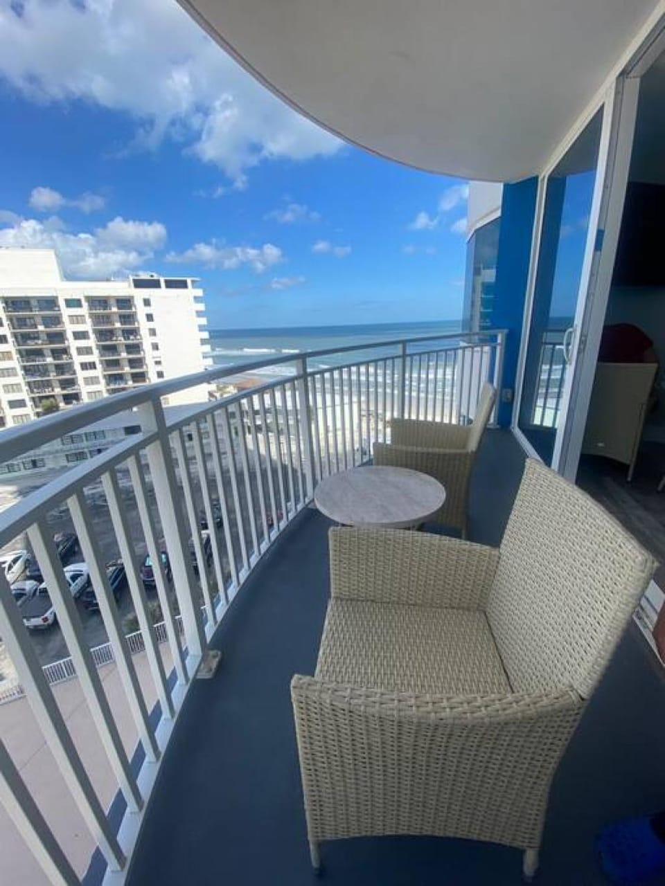 2 Bedroom 2 bath Condo on the Beach on the 8th Floor House in South Daytona