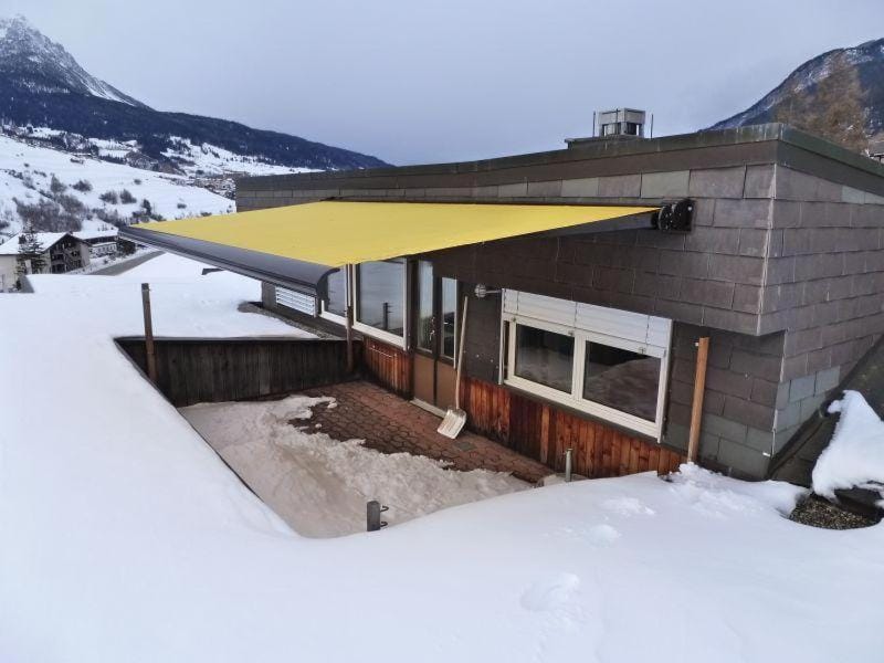 Property building, Winter