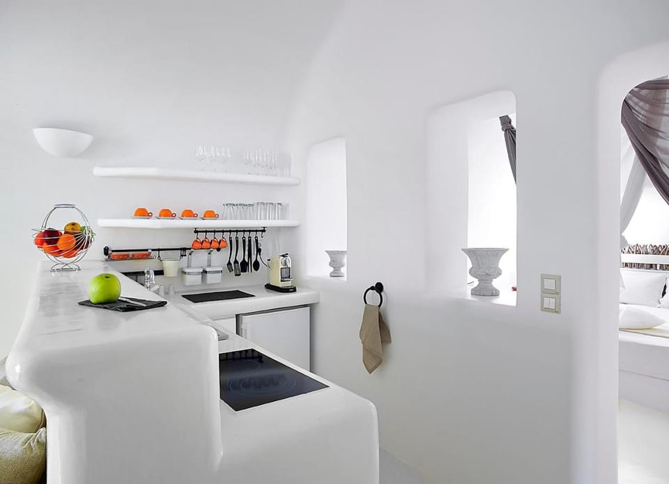 Coffee/tea facilities, Kitchen or kitchenette