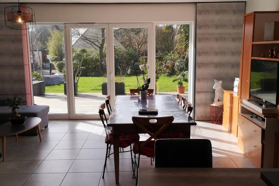 Belle maison récente proche des plages House in Brittany