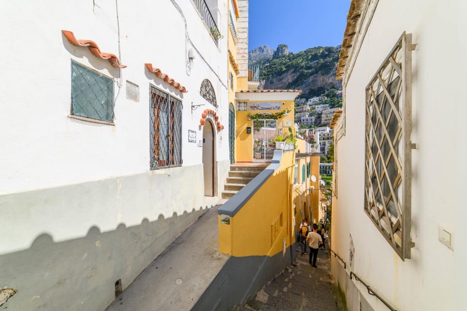 Day, Neighbourhood, Street view