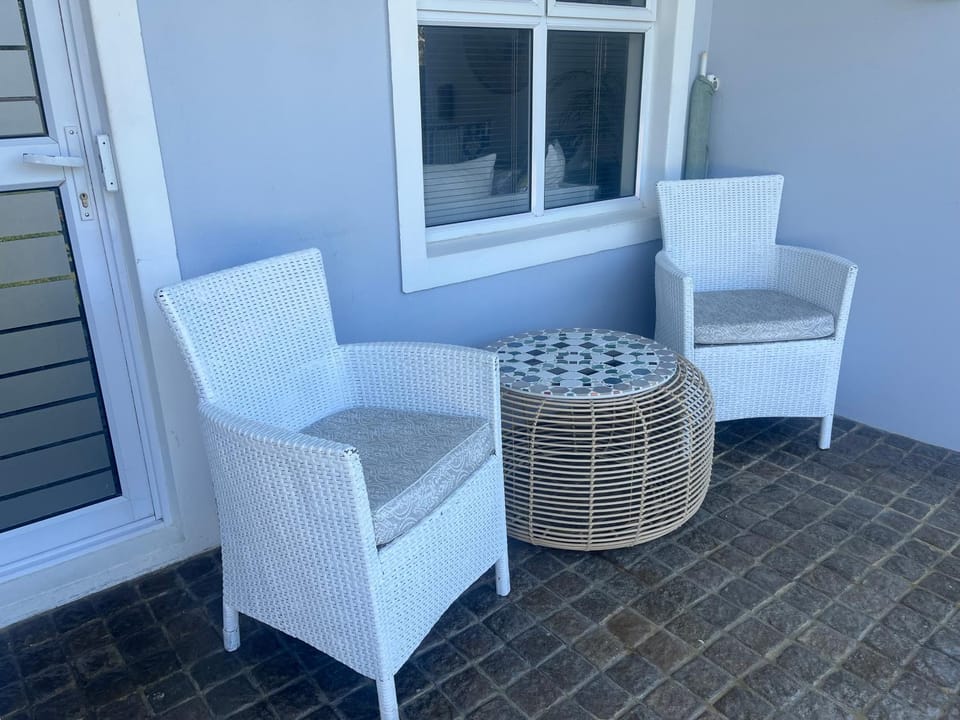 Serenity self-catering 2-bed unit Apartment in Hermanus