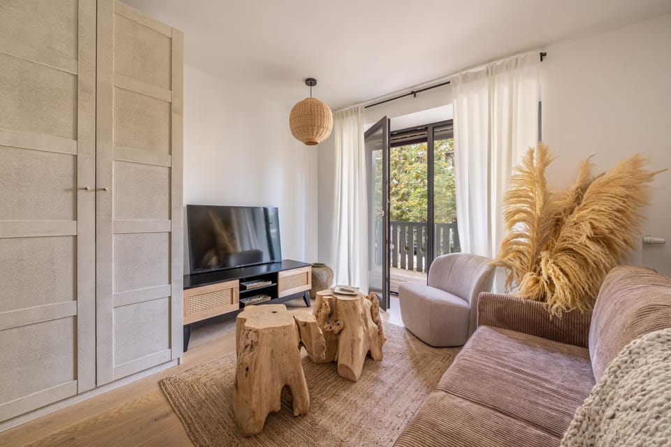 TV and multimedia, Living room, wardrobe
