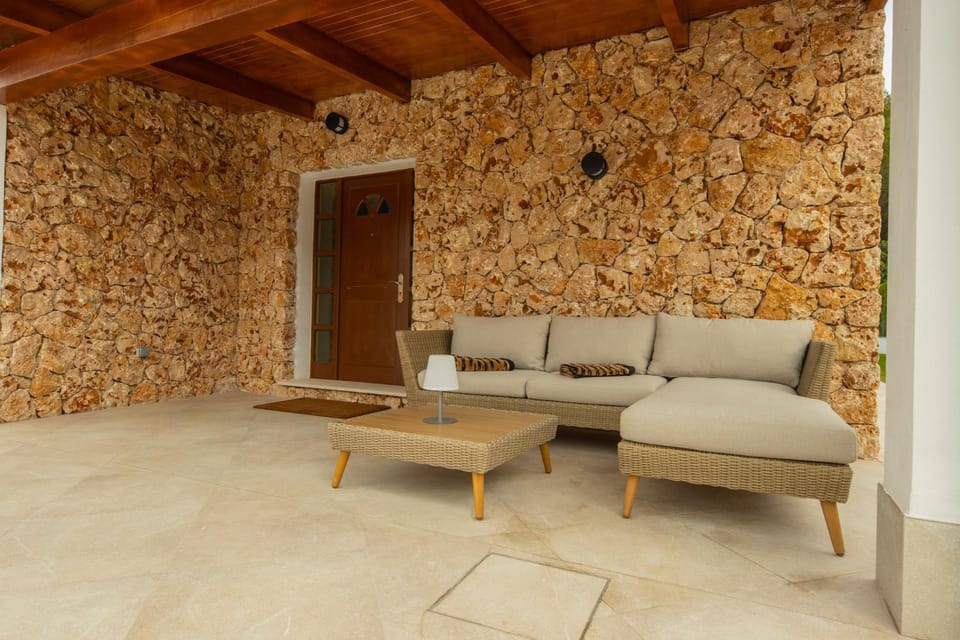 Lounge or bar, Seating area