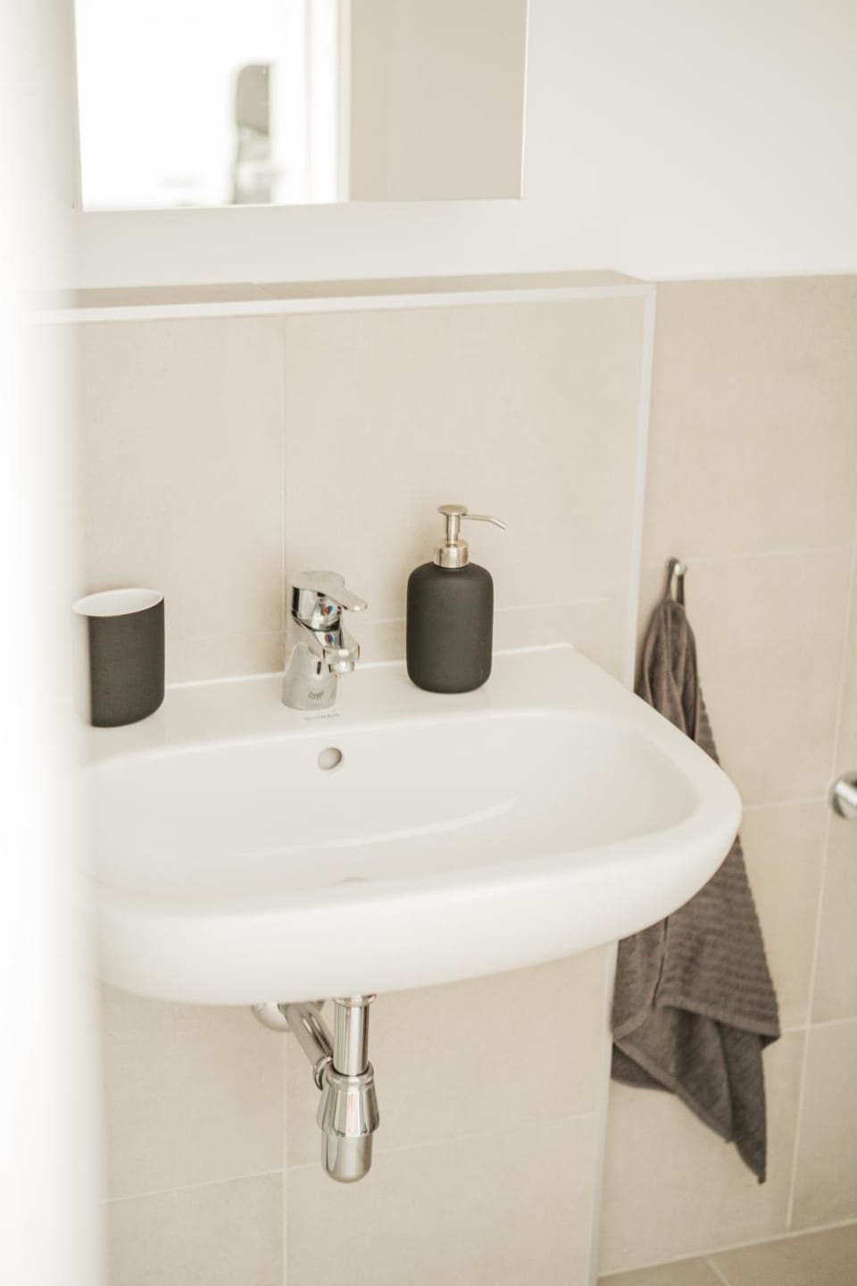 Bathroom, towels