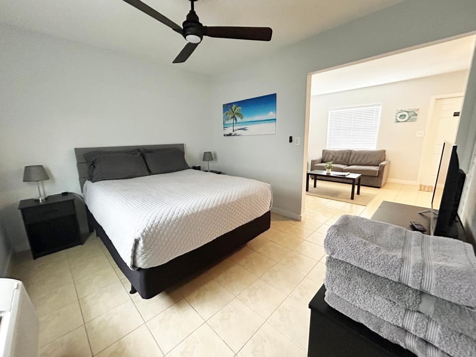 Living room, Photo of the whole room