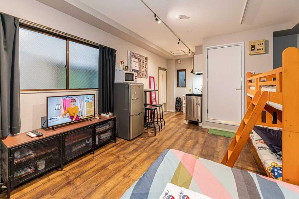 东京中心 新装修温馨宽敞公寓 202交通方便两条地铁直达上野新宿东京 Apartment in Kanagawa Prefecture