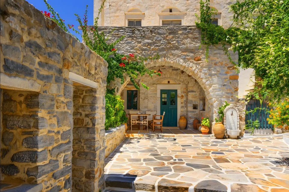 Property building, Living room