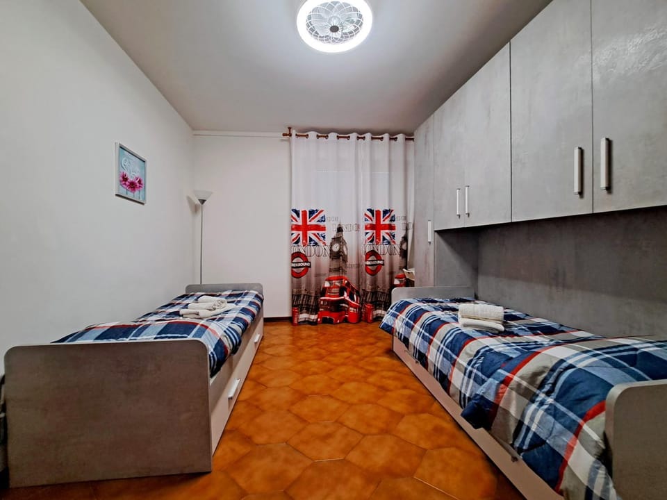 Bed, Photo of the whole room, Bedroom, furniture, wardrobe