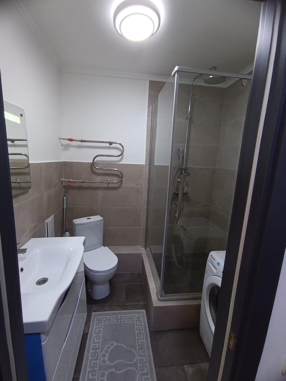 ЖК Молодежный, студия на Шевченко Apartment in Almaty