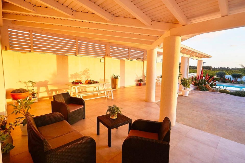 Patio, View (from property/room), Balcony/Terrace, Balcony/Terrace, Seating area, Garden view, Pool view, Swimming pool