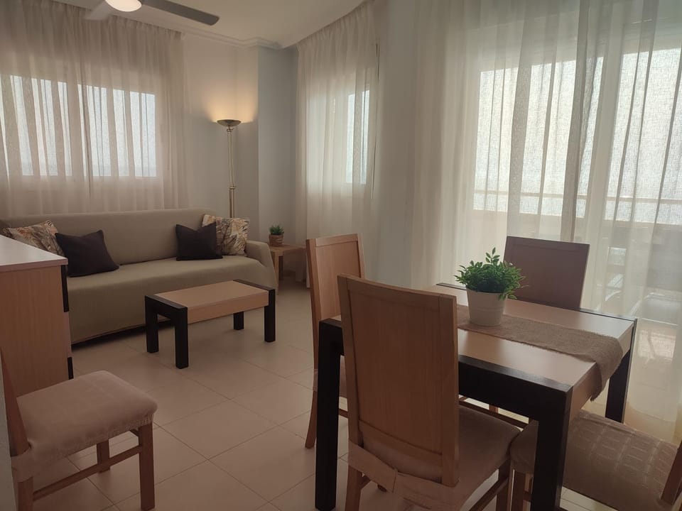 Living room, Dining area