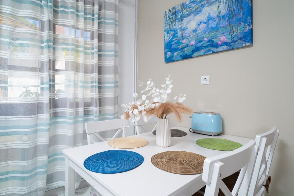 Decorative detail, Dining area