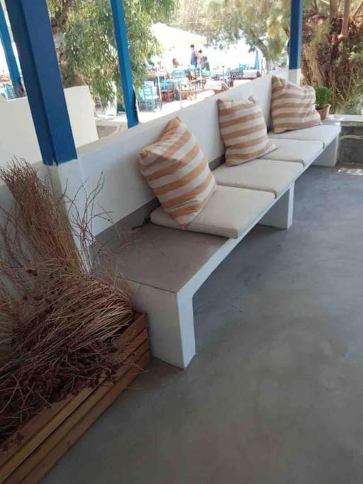 Marditsa's House by the sea House in Milos