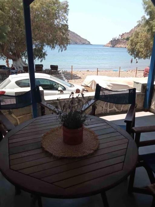 Marditsa's House by the sea House in Milos