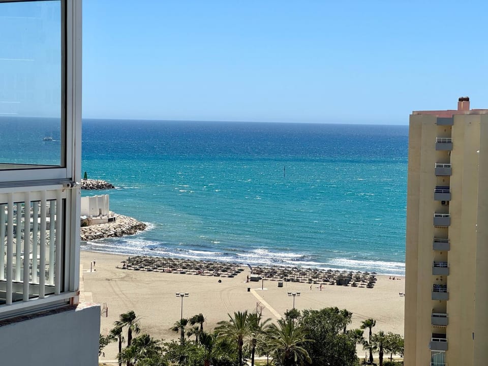 Nearby landmark, Communal lounge/ TV room, Natural landscape, View (from property/room), Balcony/Terrace, Beach, Evening entertainment, Sea view