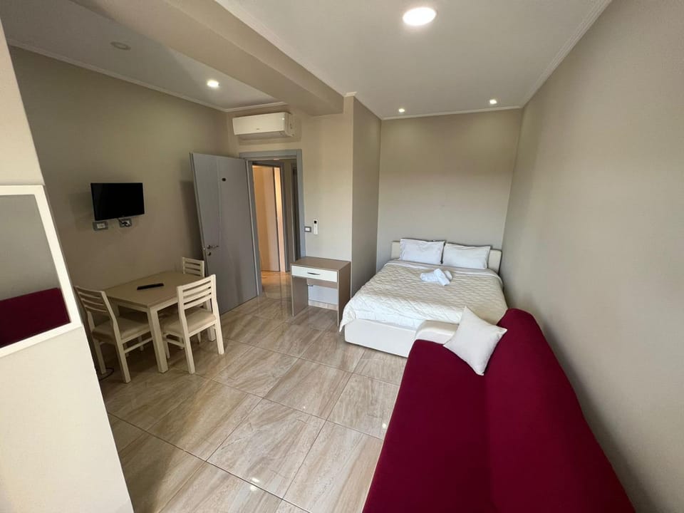 Hotel Renti Velipoje Hotel in Montenegro