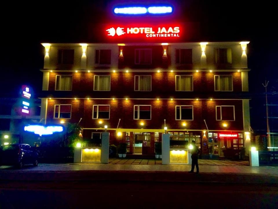 HOTEL JAAS CONTINENTAL Hotel in Kerala