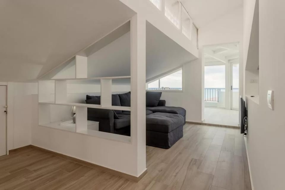 Attico vista mare con idromassaggio - Luxury Apartment in Marina di Ragusa