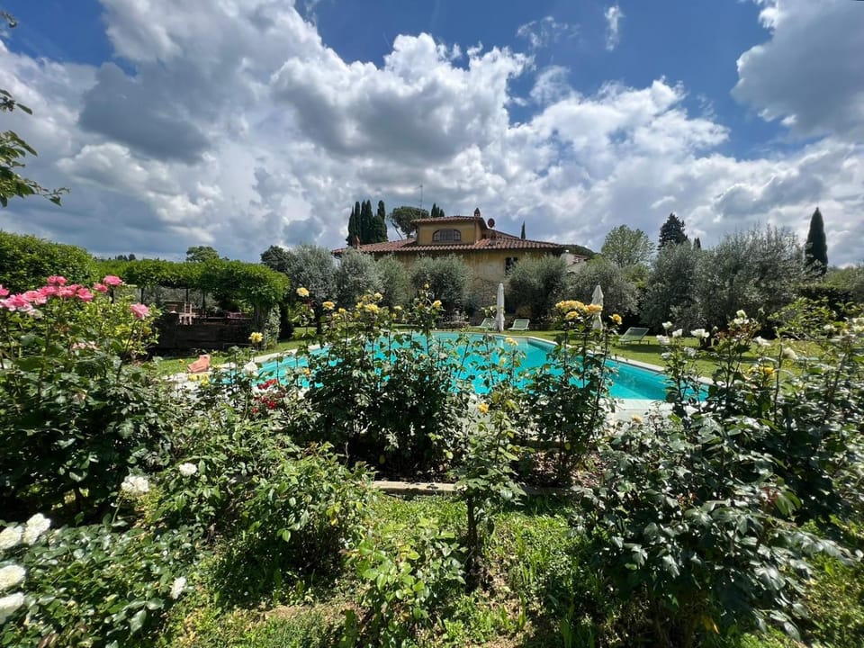 Property building, Garden view, Pool view