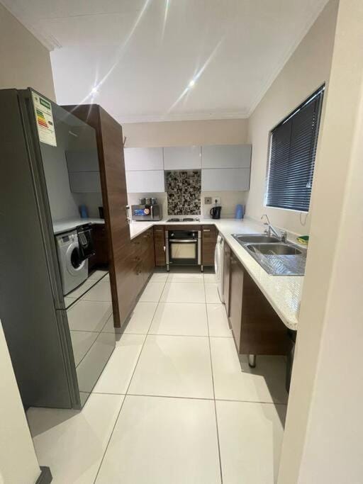 Priceless Cove. Garden Cottage Apartment in Sandton
