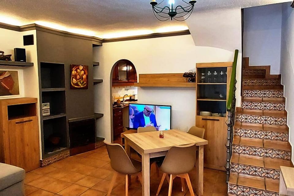 TV and multimedia, Living room, flat iron