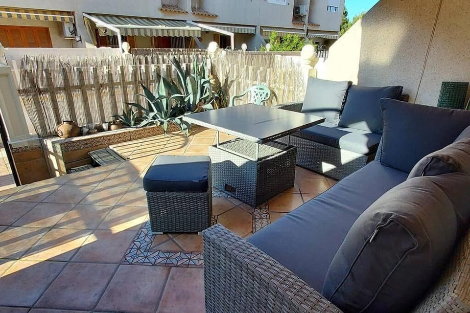 Patio, Day, Balcony/Terrace, Balcony/Terrace