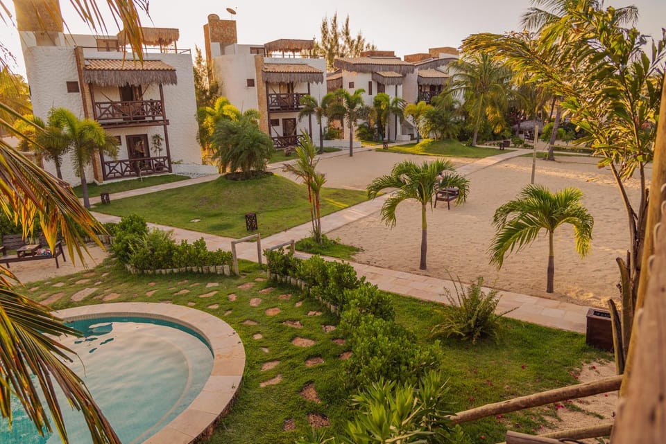 Property building, Day, Garden, Garden view, Pool view