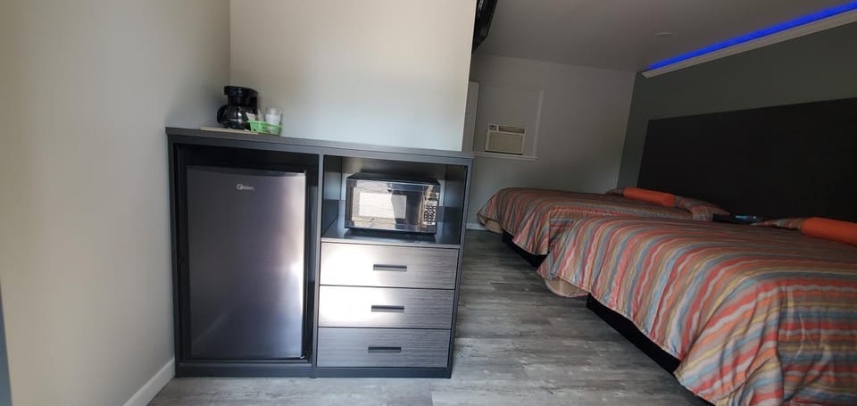 Villa Rosa Motel Motel in Lake Erie