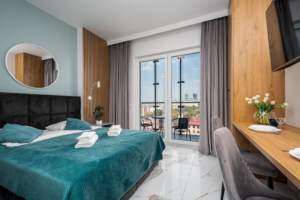 Bed, View (from property/room), Balcony/Terrace, Photo of the whole room, towels