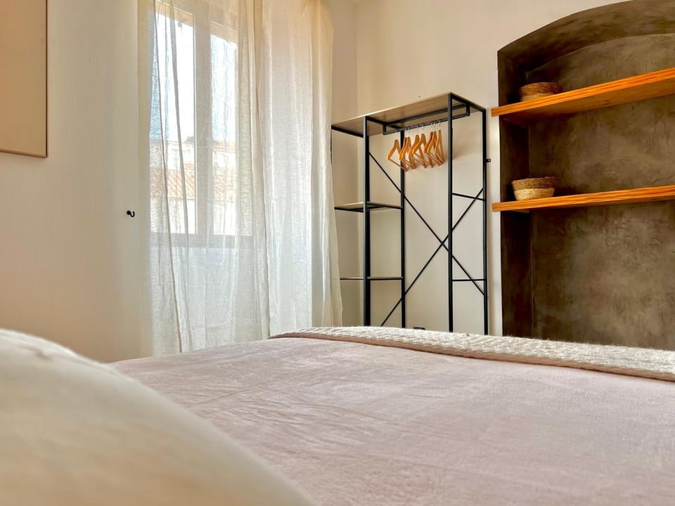Bed, Photo of the whole room, Bedroom, wardrobe