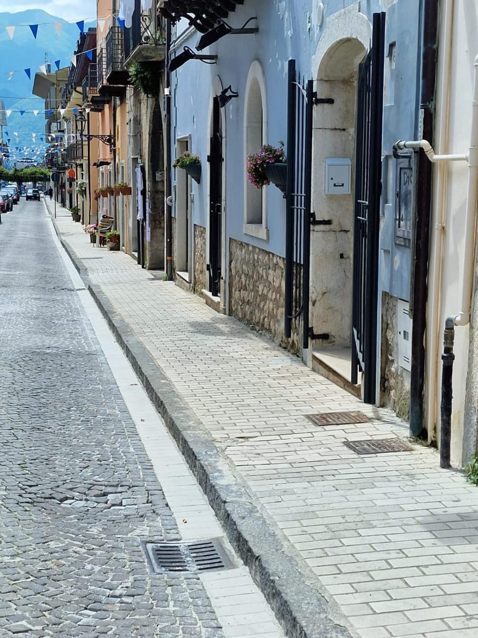 Property building, Street view