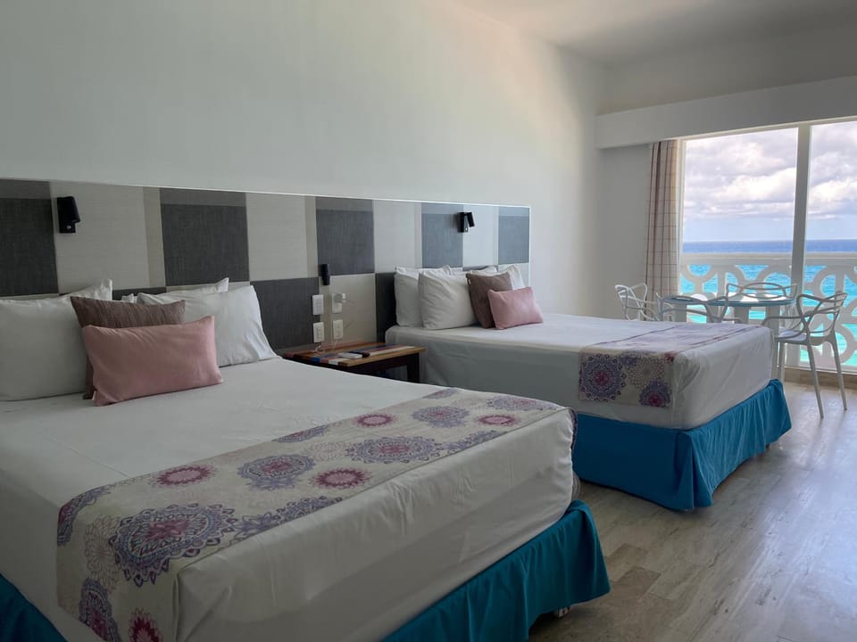 Beachside Apartments Cancun Apartment in Cancun