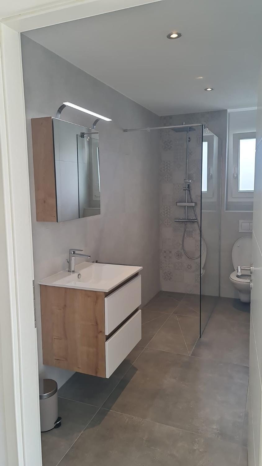 Bella & Flocon & Carnotzet Private Pool & Spa Min 1 Week Apartment in Sion