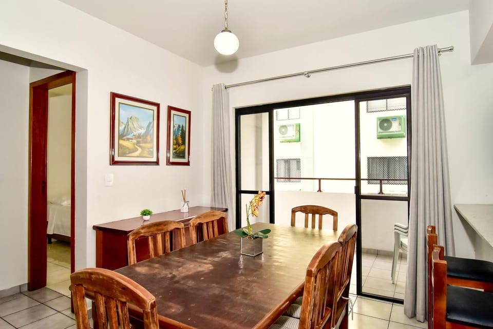 Portal do Vale: Garagem e Wi-fi na Rua 1800 P2497 Apartment in Camboriú