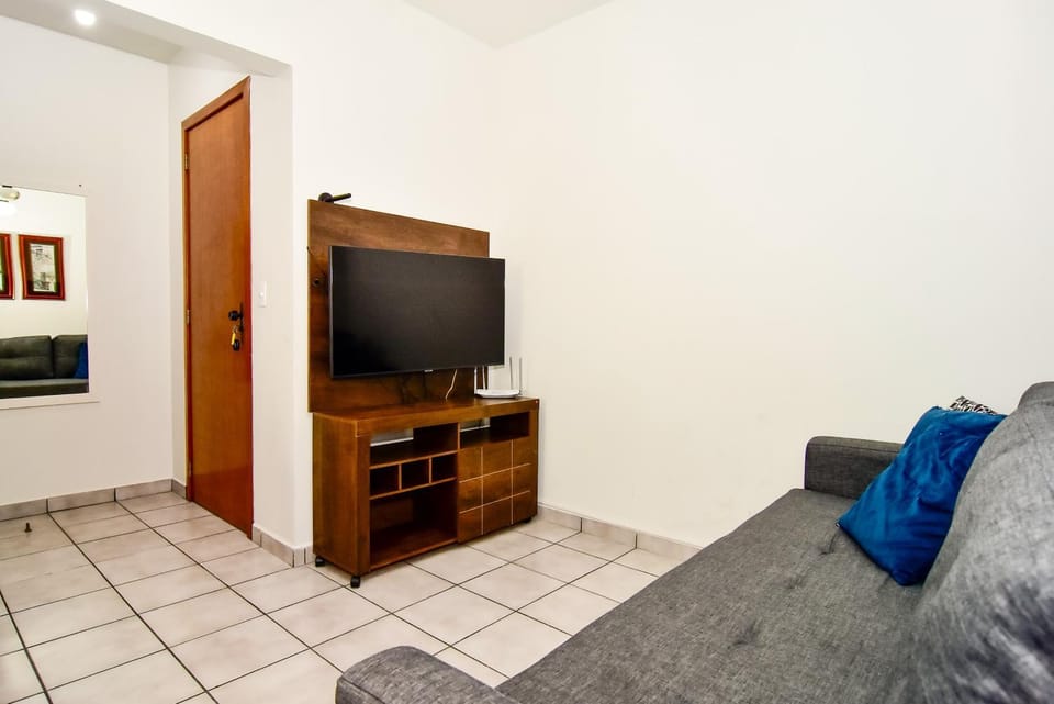 Portal do Vale: Garagem e Wi-fi na Rua 1800 P2497 Apartment in Camboriú