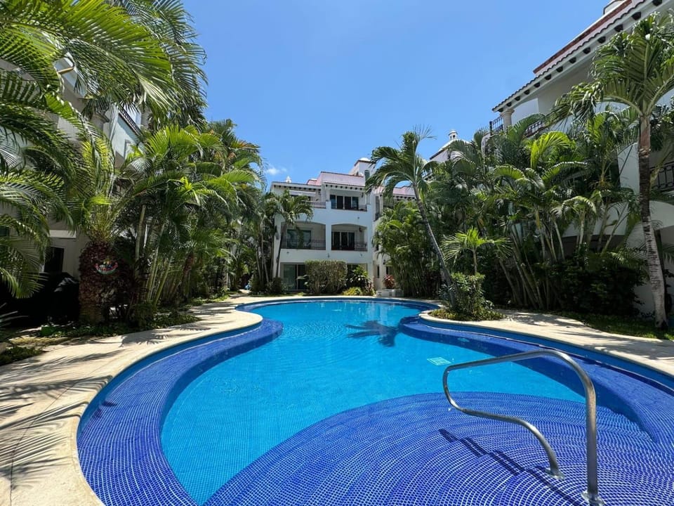 Desirable Location, Private Terrace Overlook Pool House in Playa del Carmen