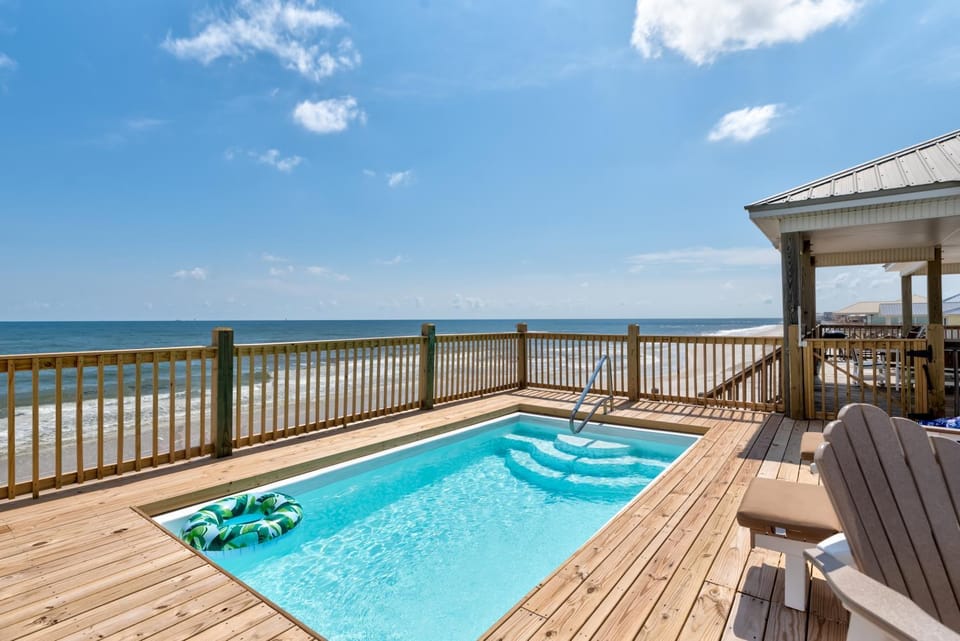 Beachaholic House in Dauphin Island