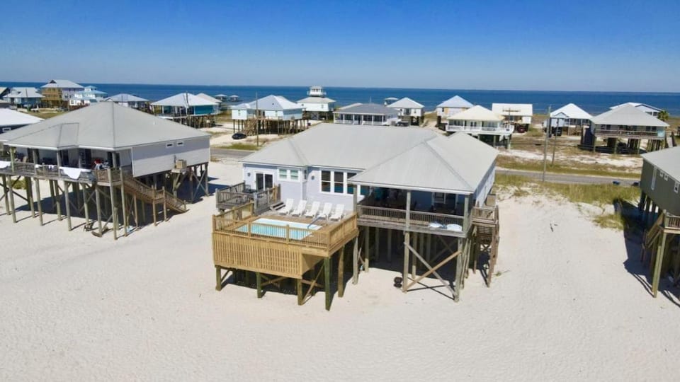 Ocean Serenade House in Dauphin Island