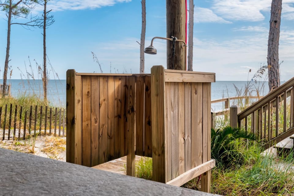 Bonnie Blue House in Dauphin Island