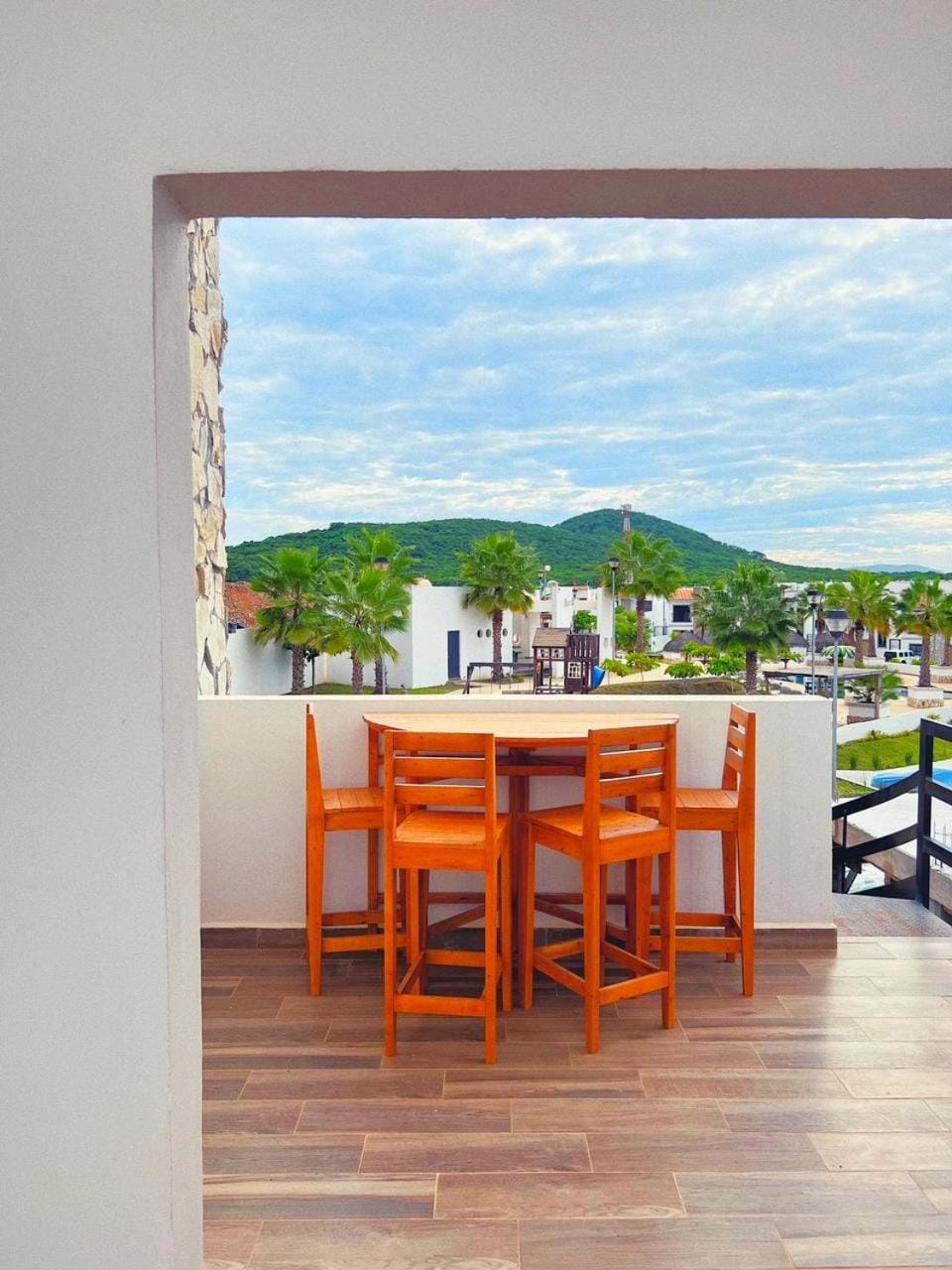Balcony/Terrace, Pool view