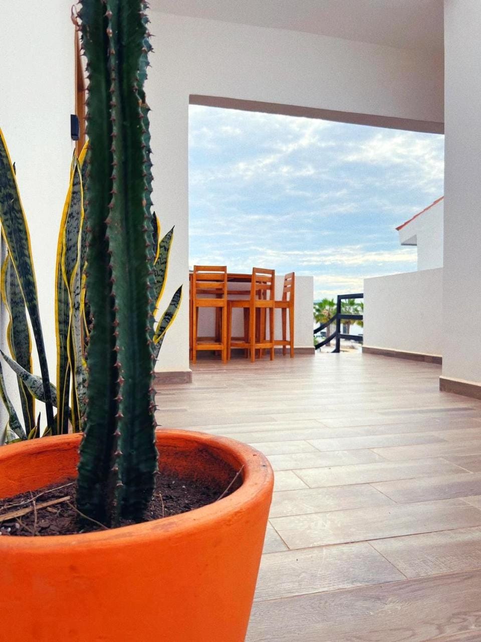 Off site, Balcony/Terrace