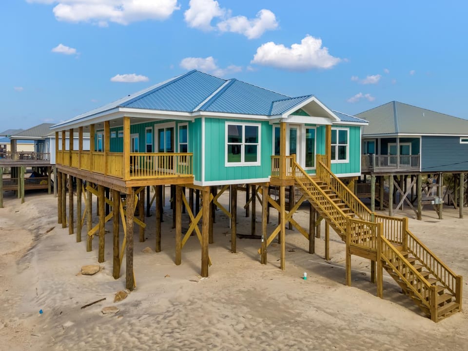 Sandy Seaclusion House in Dauphin Island