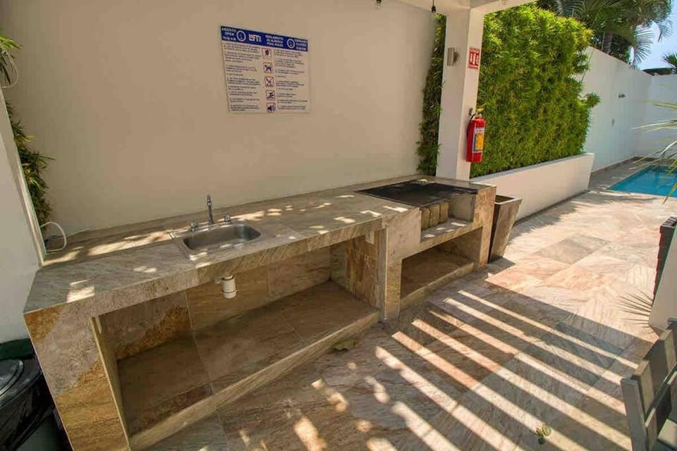 2 bd Loft in Versalles, Walk to the Beach! Apartment in Puerto Vallarta